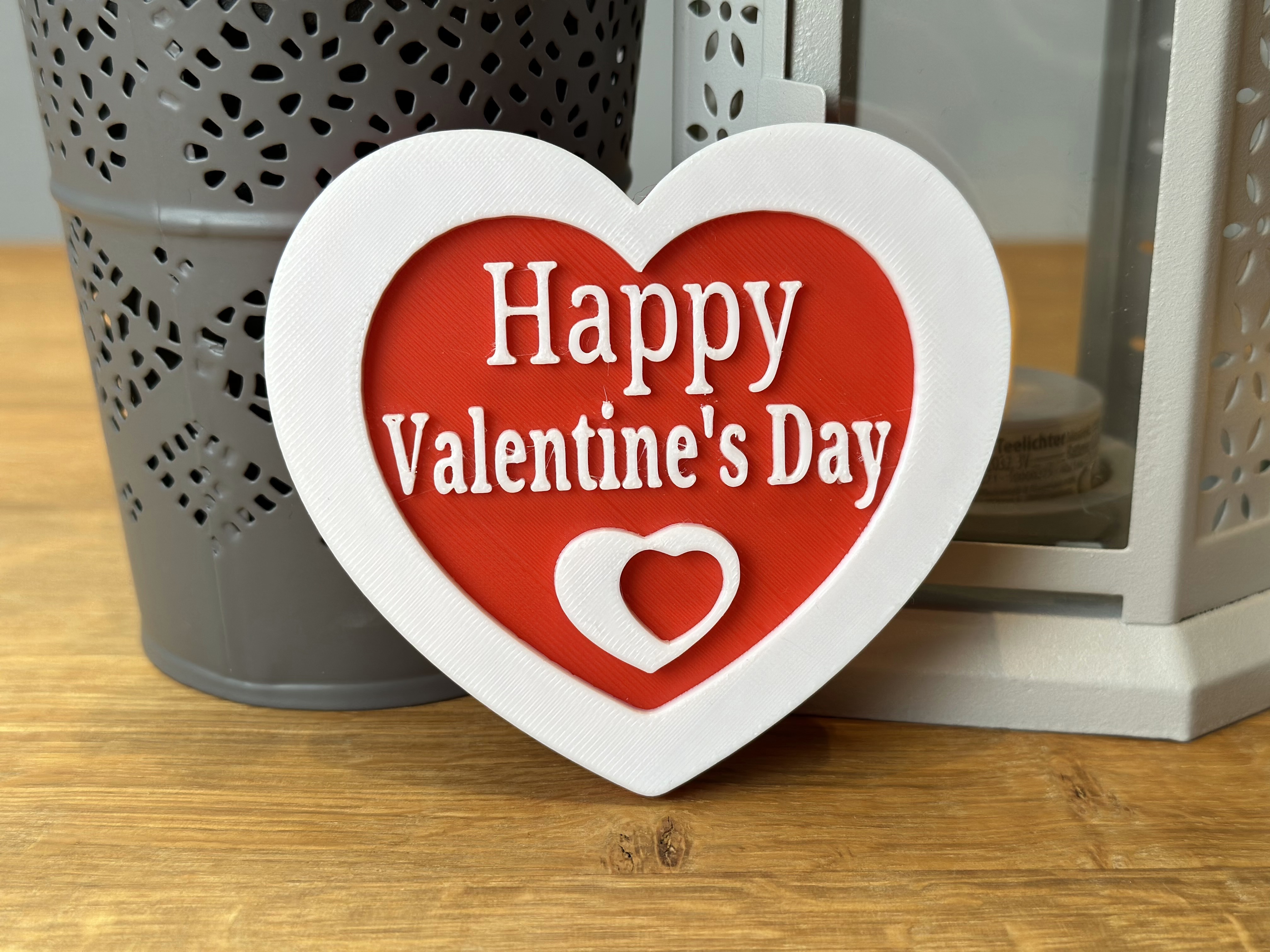 Happy Valentine's Day heart in 2 colours as a decoration for your home or as a gift for friends / family